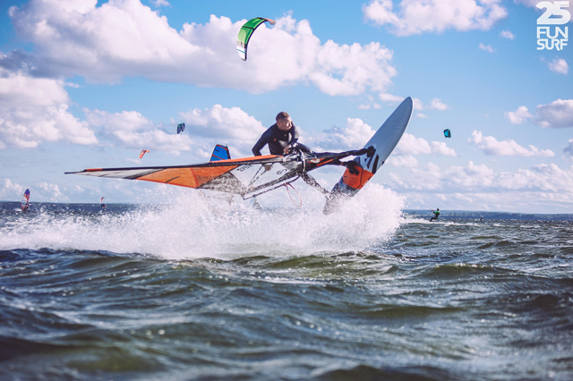 lekcje windsurfingu